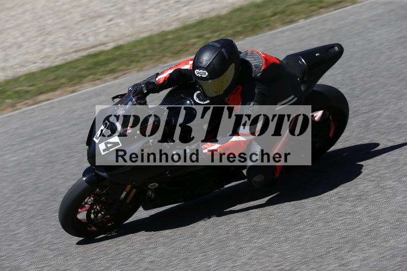 /15 22.05.2026  Plüss Moto Sport  Discover the Bike ADR /Gruppe rot - Race 3/34